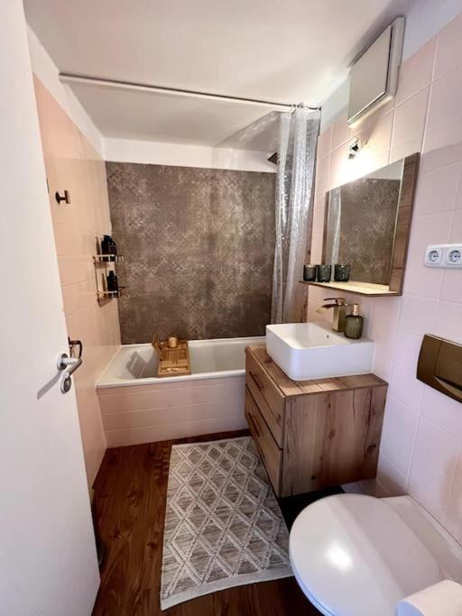 Bali Home Stylische Wohnung Mit Terrasse شونيفيلد المظهر الخارجي الصورة